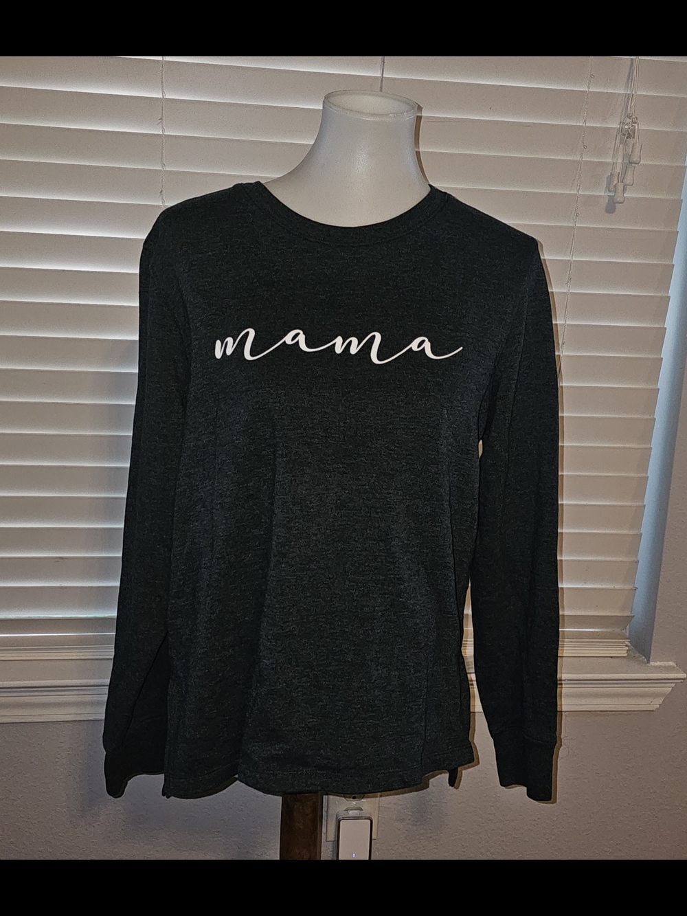 Mama Script Crewneck Sweater - Black